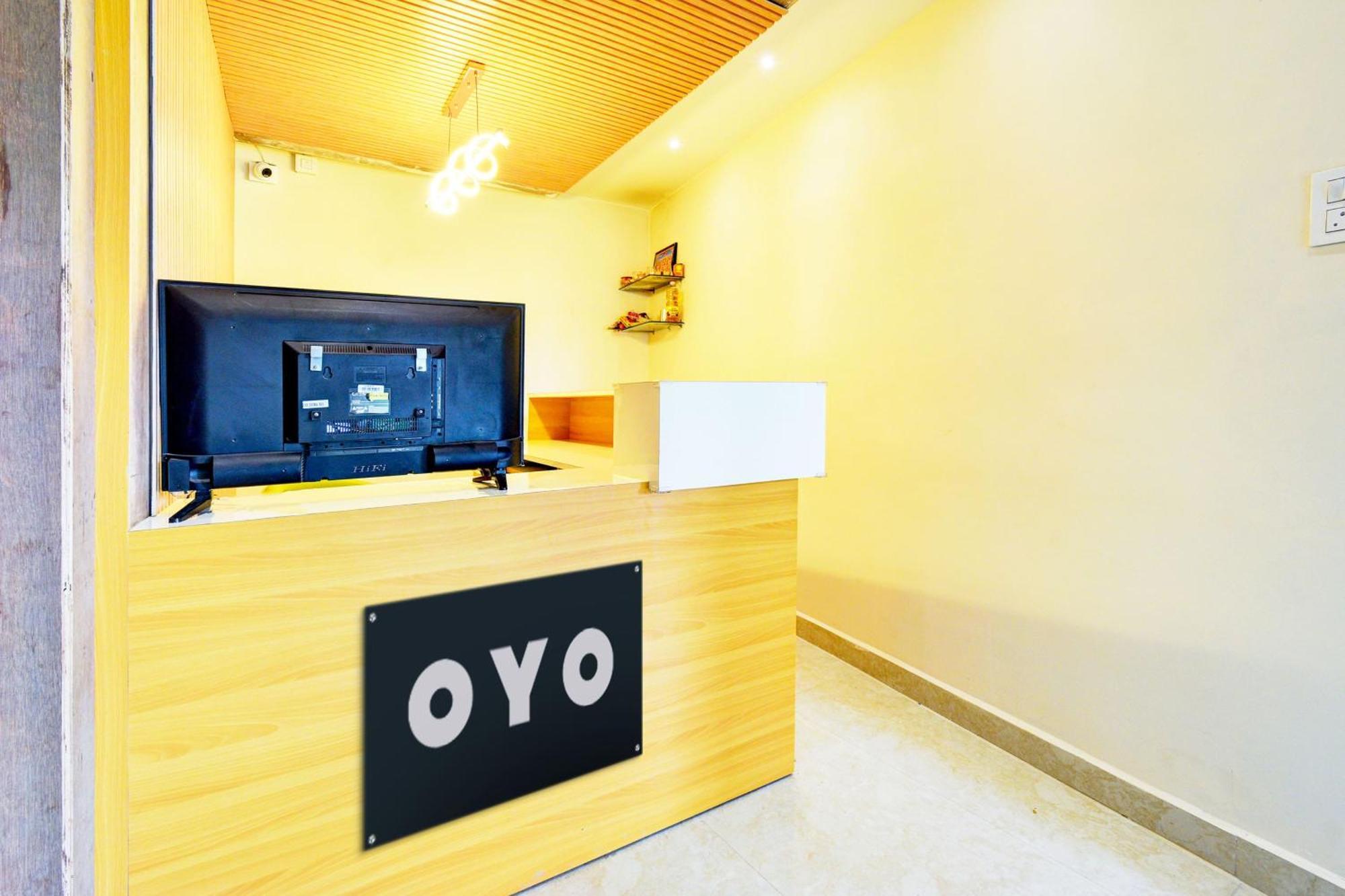 Hotel O Svs Suites Luxury Rooms Trimulgherry Exterior photo